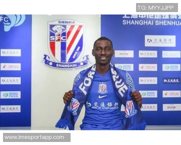 阿苏埃高空暴扣破门助申花1-0领先首尔展现强大实力